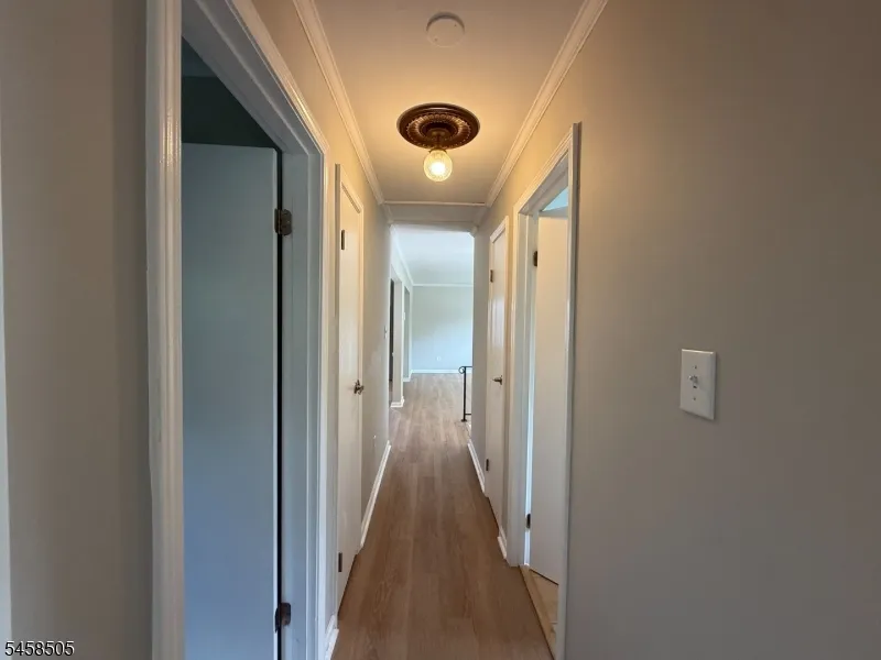 14 Orchard St Newton Town, NJ 07860