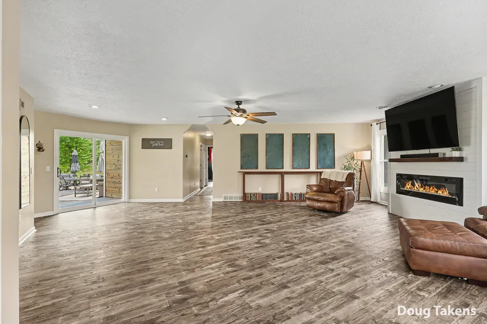 2584 116th Avenue Allegan, MI 49010