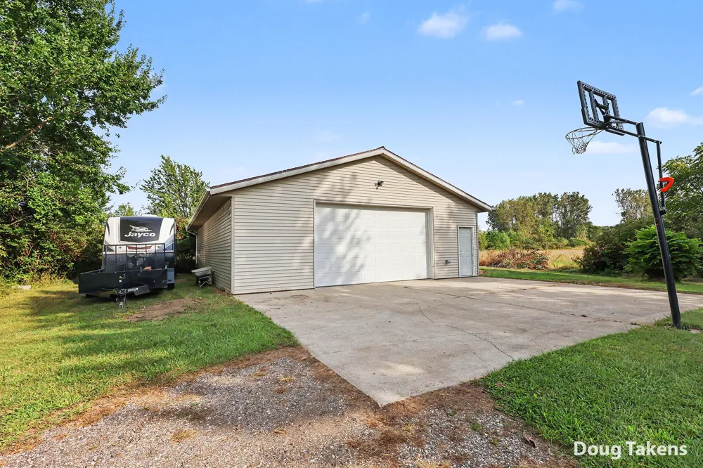 2584 116th Avenue Allegan, MI 49010