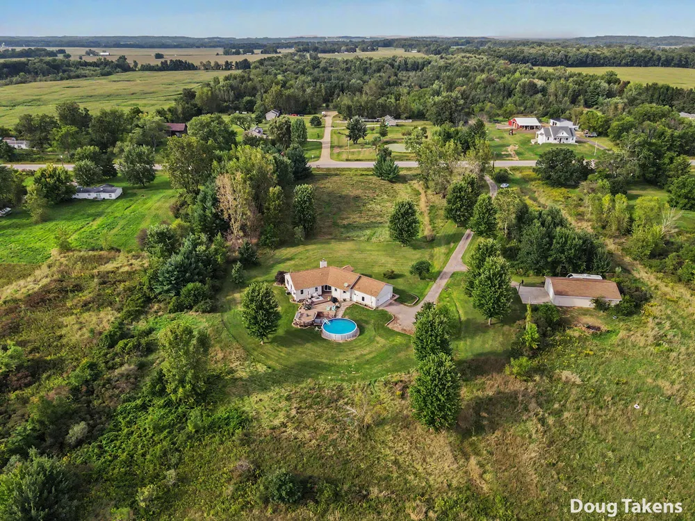 2584 116th Avenue Allegan, MI 49010
