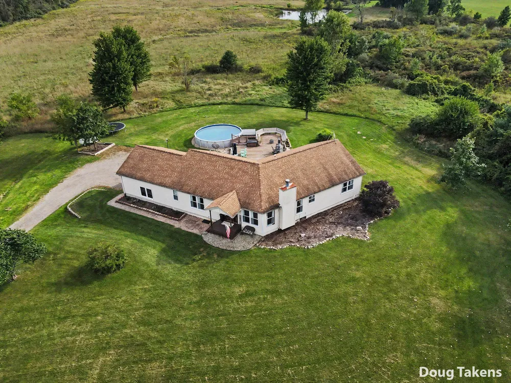 2584 116th Avenue Allegan, MI 49010