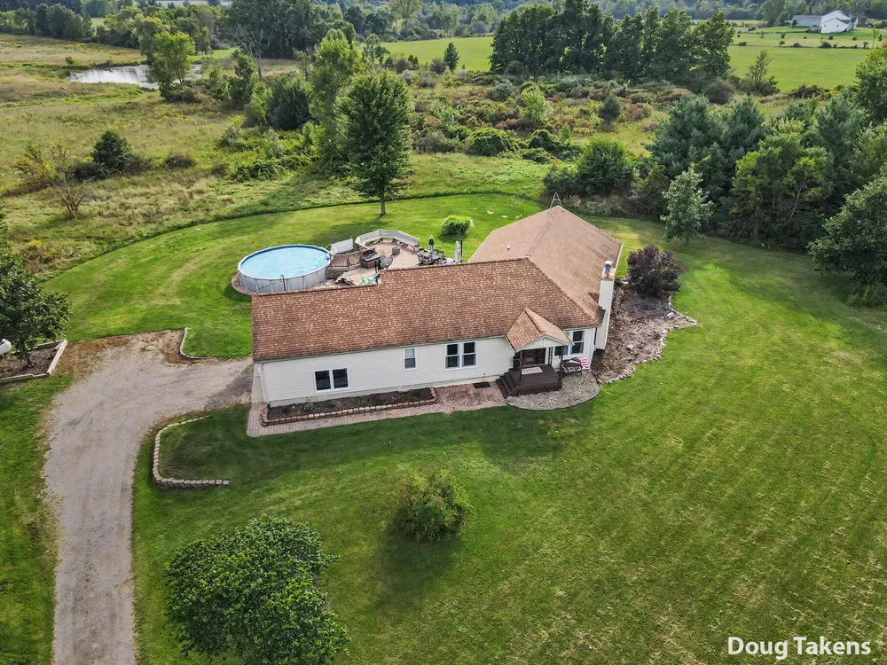 2584 116th Avenue Allegan, MI 49010