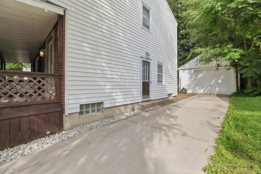 1512 Sylvan Avenue SE Grand Rapids, MI 49506