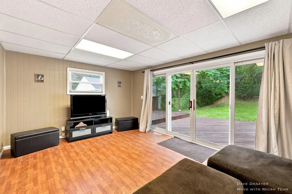 1512 Sylvan Avenue SE Grand Rapids, MI 49506