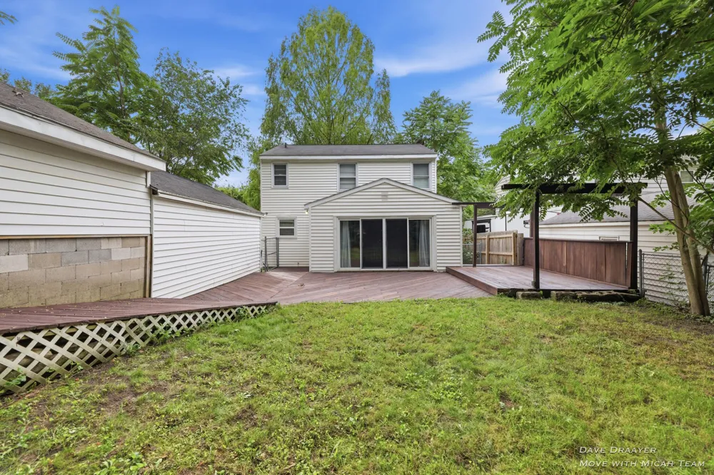1512 Sylvan Avenue SE Grand Rapids, MI 49506