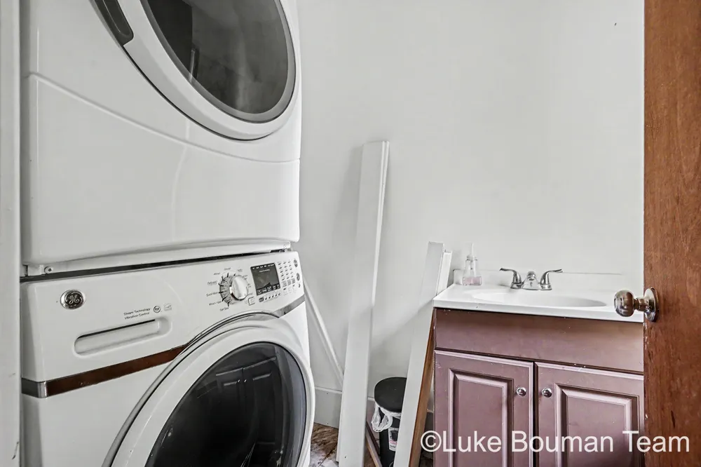 13480 Hickory Street Fruitport, MI 49415