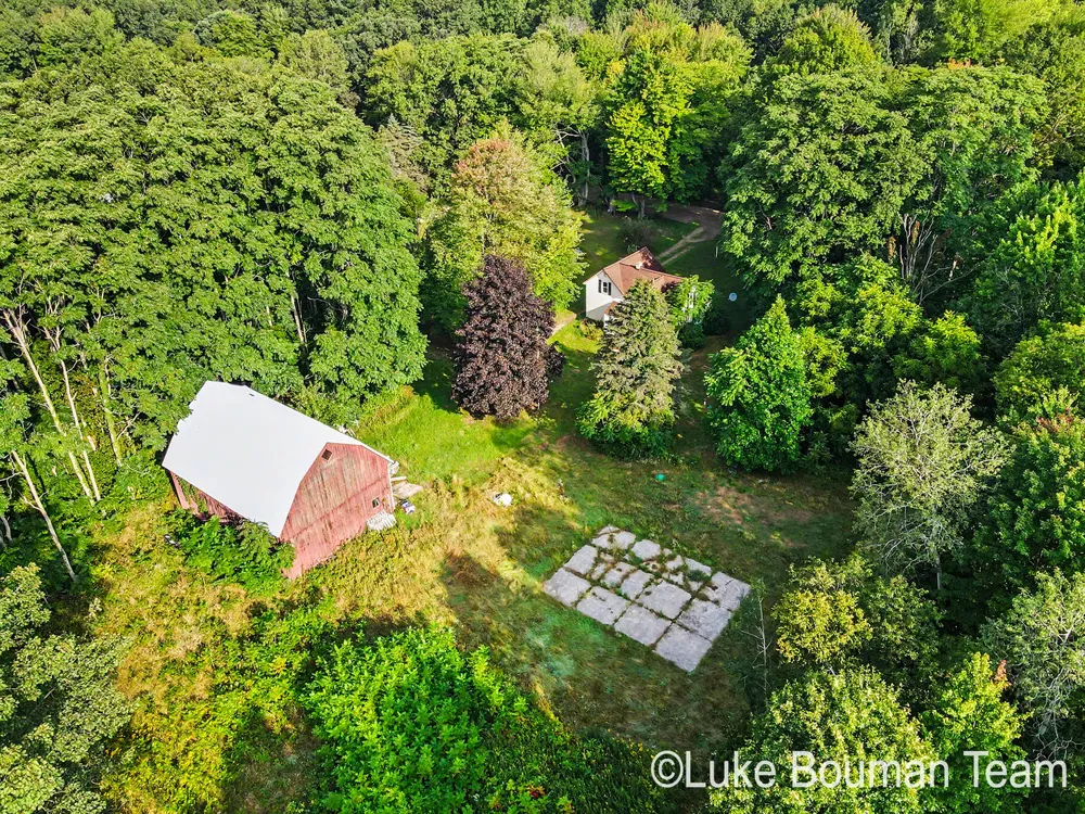 13480 Hickory Street Fruitport, MI 49415