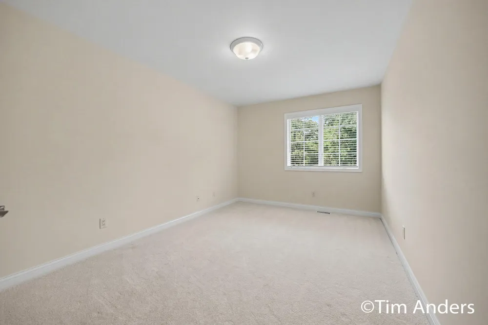 6900 Archway Drive NE Rockford, MI 49341