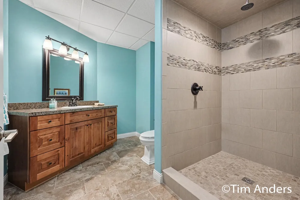 6900 Archway Drive NE Rockford, MI 49341