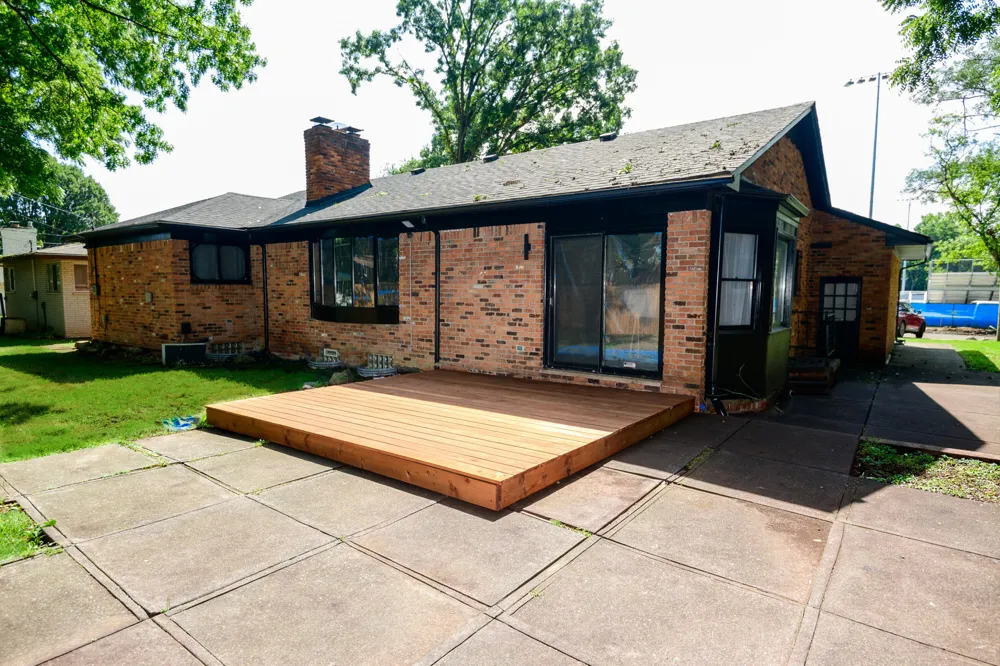 23040 Pembroke Avenue Detroit, MI 48219