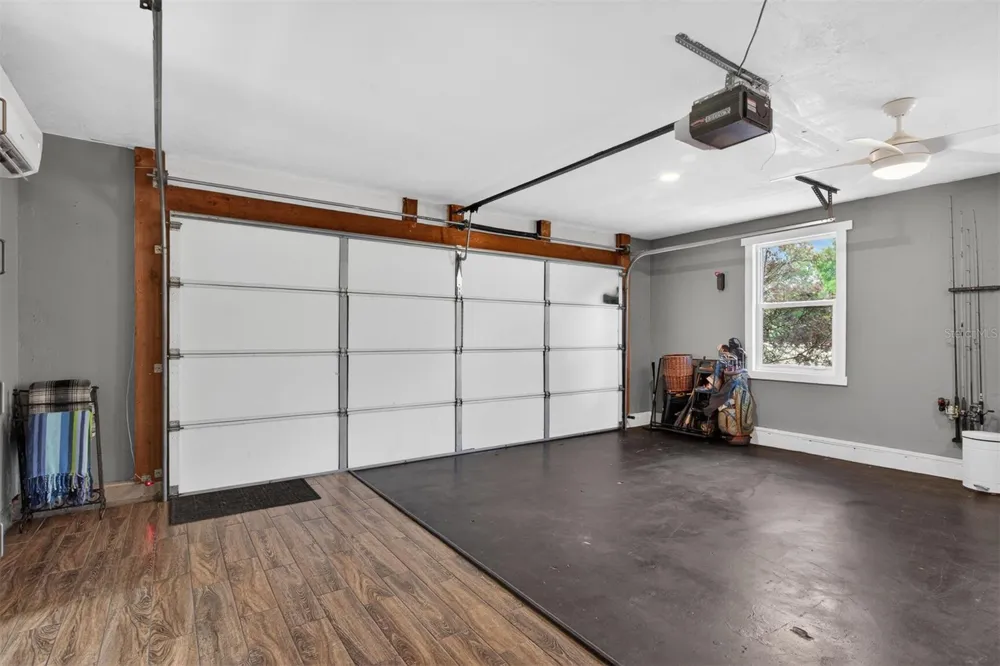 9406 SW 78TH COURT Gainesville, FL 32608