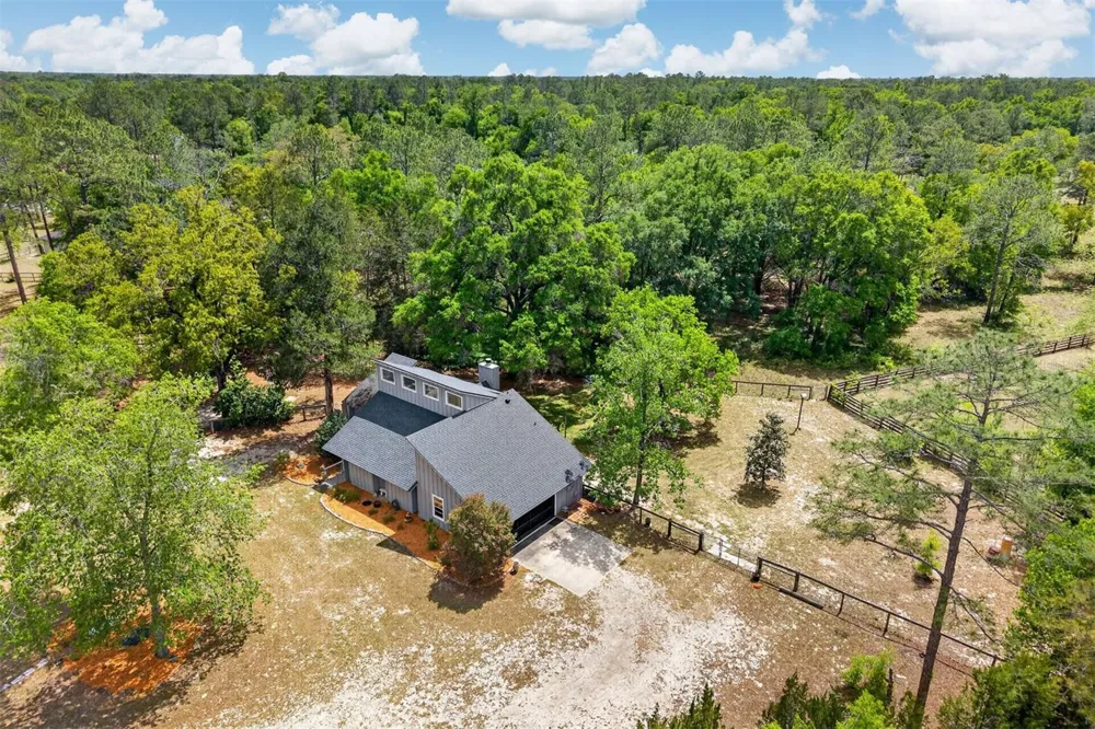 9406 SW 78TH COURT Gainesville, FL 32608