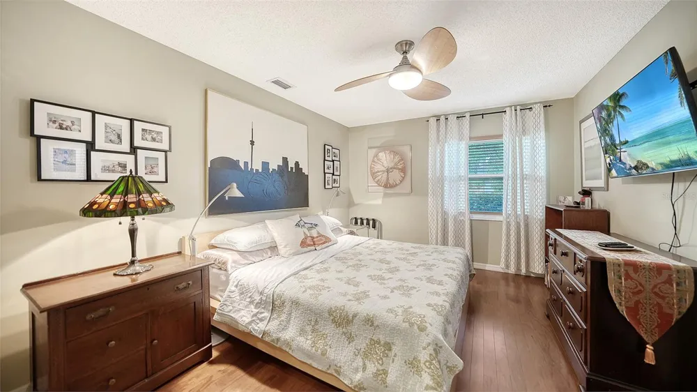 5211 INVERNESS DRIVE Sarasota, FL 34243