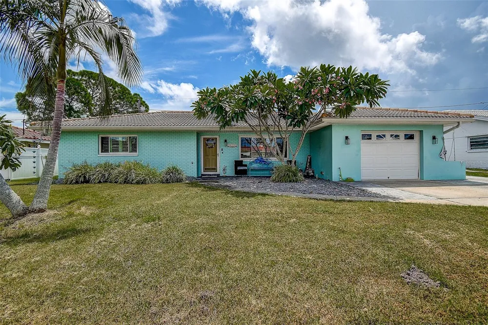 11138 59TH AVENUE Seminole, FL 33772