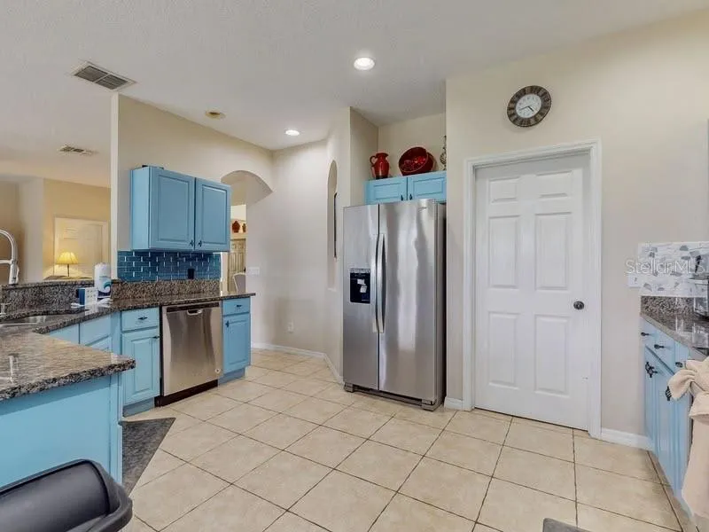 8519 LA ISLA DRIVE Kissimmee, FL 34747