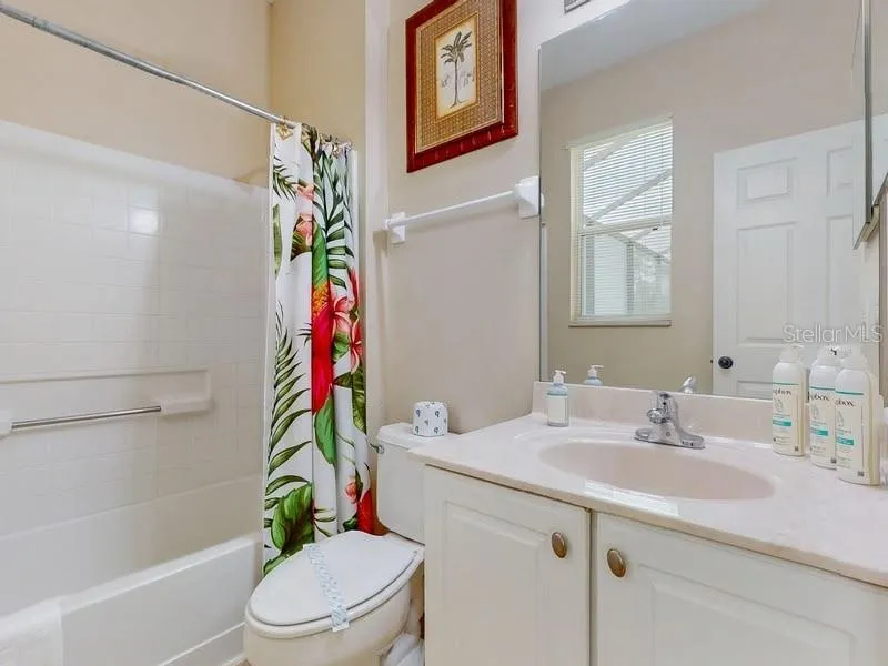 8519 LA ISLA DRIVE Kissimmee, FL 34747
