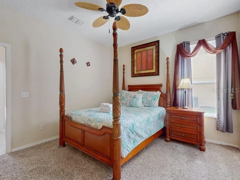 8519 LA ISLA DRIVE Kissimmee, FL 34747