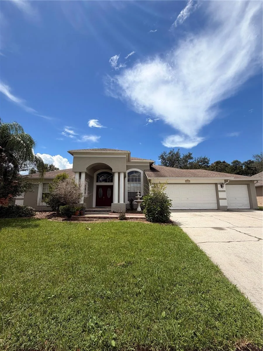 18138 SWEET JASMINE DRIVE Tampa, FL 33647