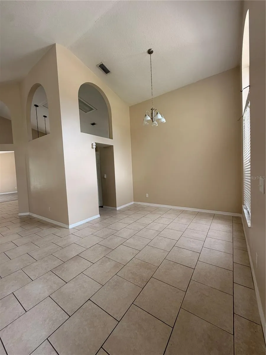 18138 SWEET JASMINE DRIVE Tampa, FL 33647