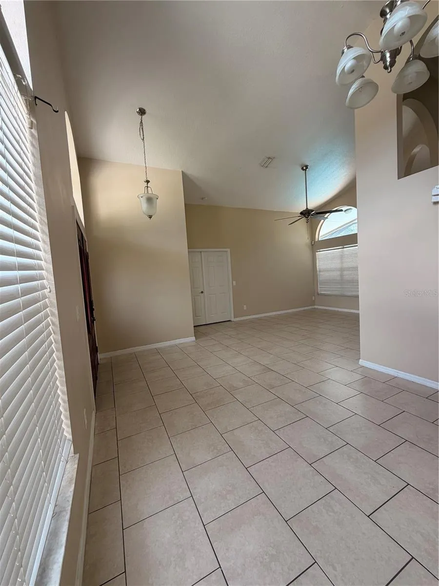 18138 SWEET JASMINE DRIVE Tampa, FL 33647