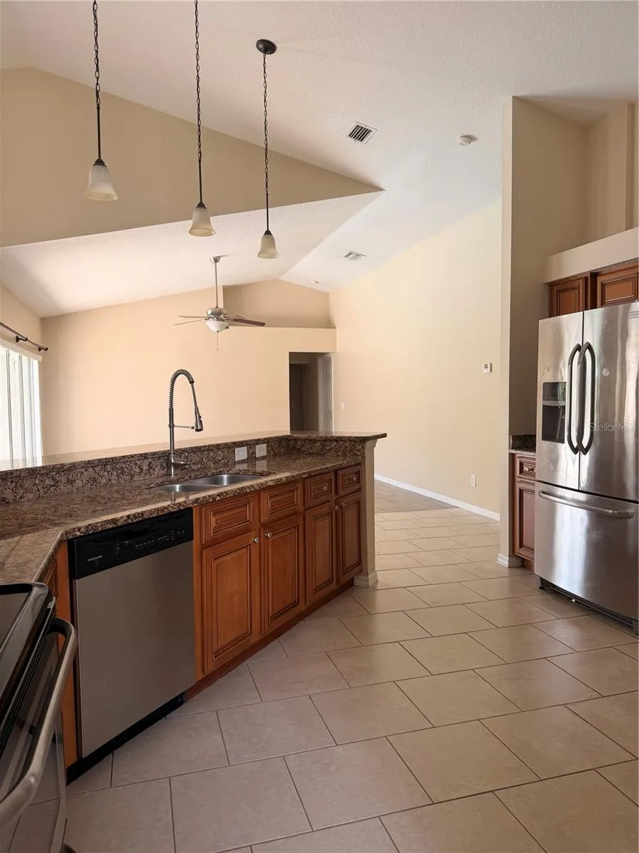 18138 SWEET JASMINE DRIVE Tampa, FL 33647