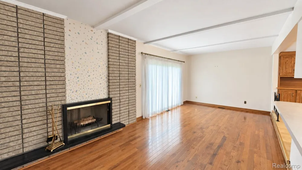 33439 Elgin Court Sterling Heights City, MI 48310