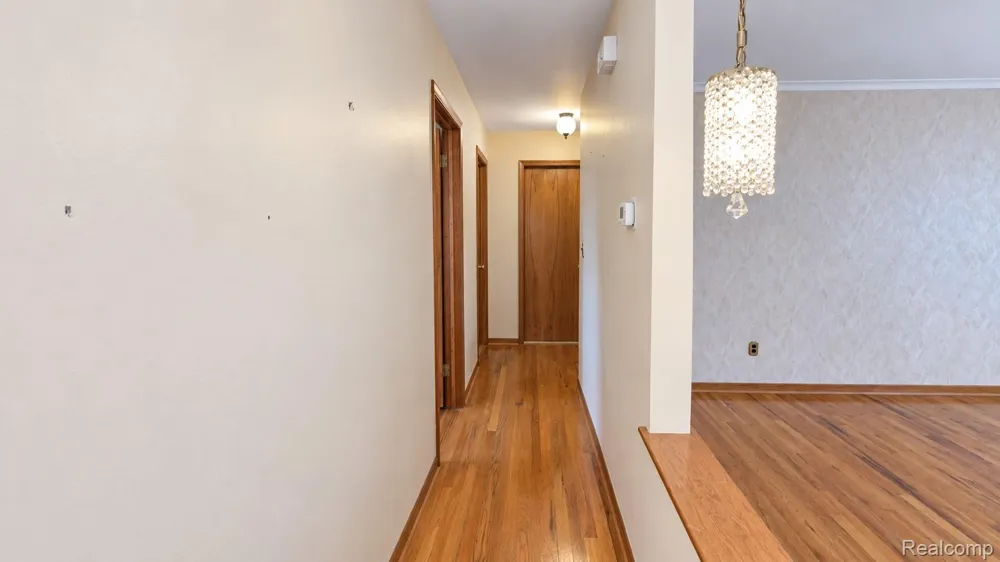 33439 Elgin Court Sterling Heights City, MI 48310