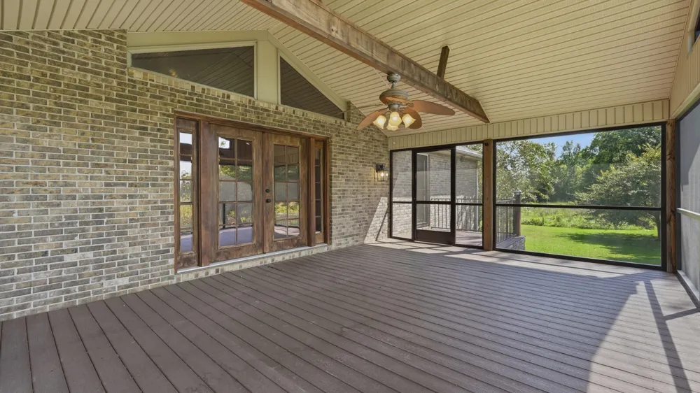 81 Oliver Ln Pelham, TN 37366