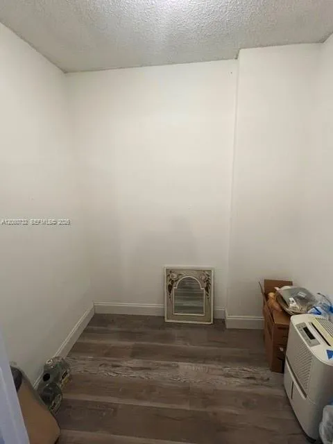 1000 NE 12th Ave #103 Hallandale Beach, FL 33009