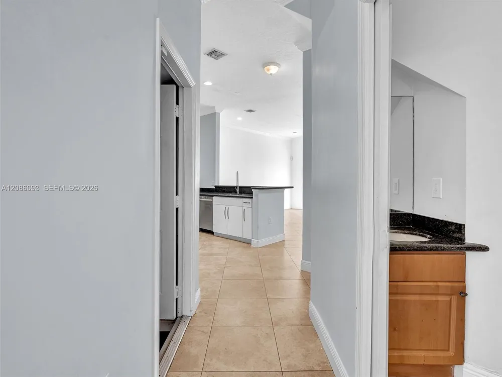 2727 Treasure Cove Cir #2727 Dania Beach, FL 33312