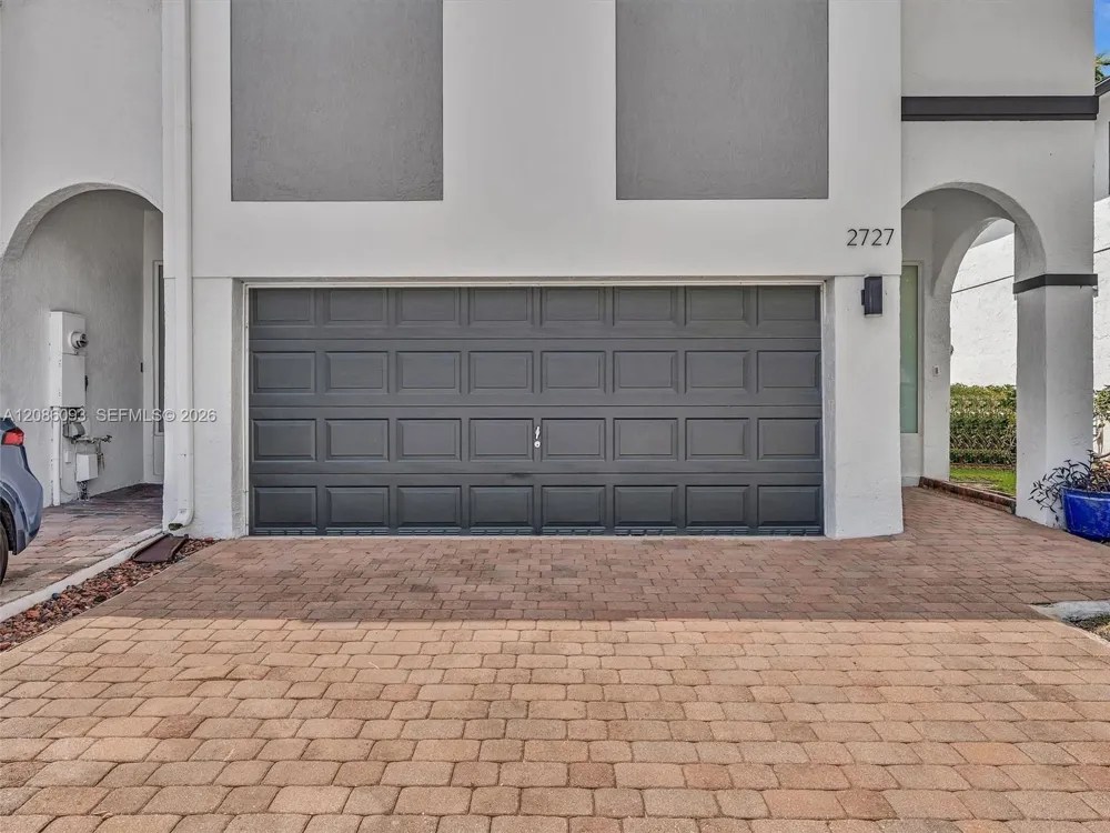 2727 Treasure Cove Cir #2727 Dania Beach, FL 33312