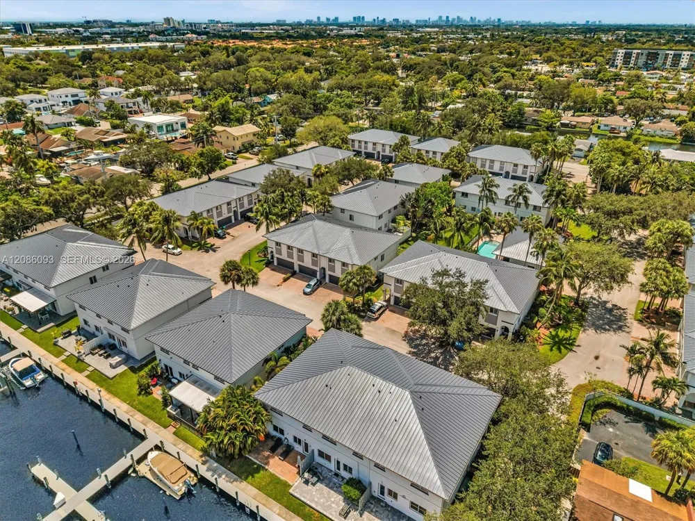 2727 Treasure Cove Cir #2727 Dania Beach, FL 33312