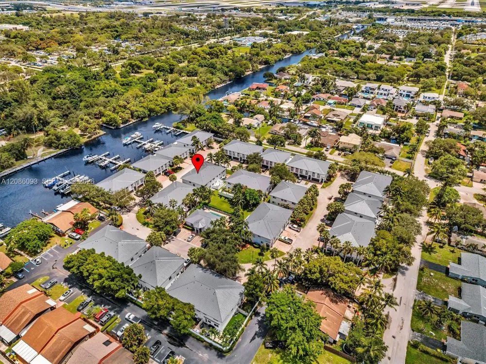 2727 Treasure Cove Cir #2727 Dania Beach, FL 33312
