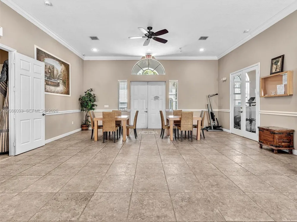 2727 Treasure Cove Cir #2727 Dania Beach, FL 33312
