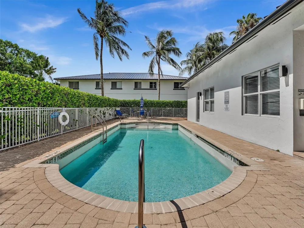 2727 Treasure Cove Cir #2727 Dania Beach, FL 33312