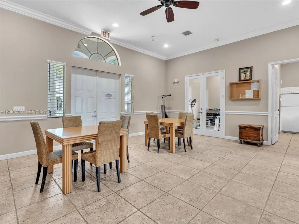 2727 Treasure Cove Cir #2727 Dania Beach, FL 33312