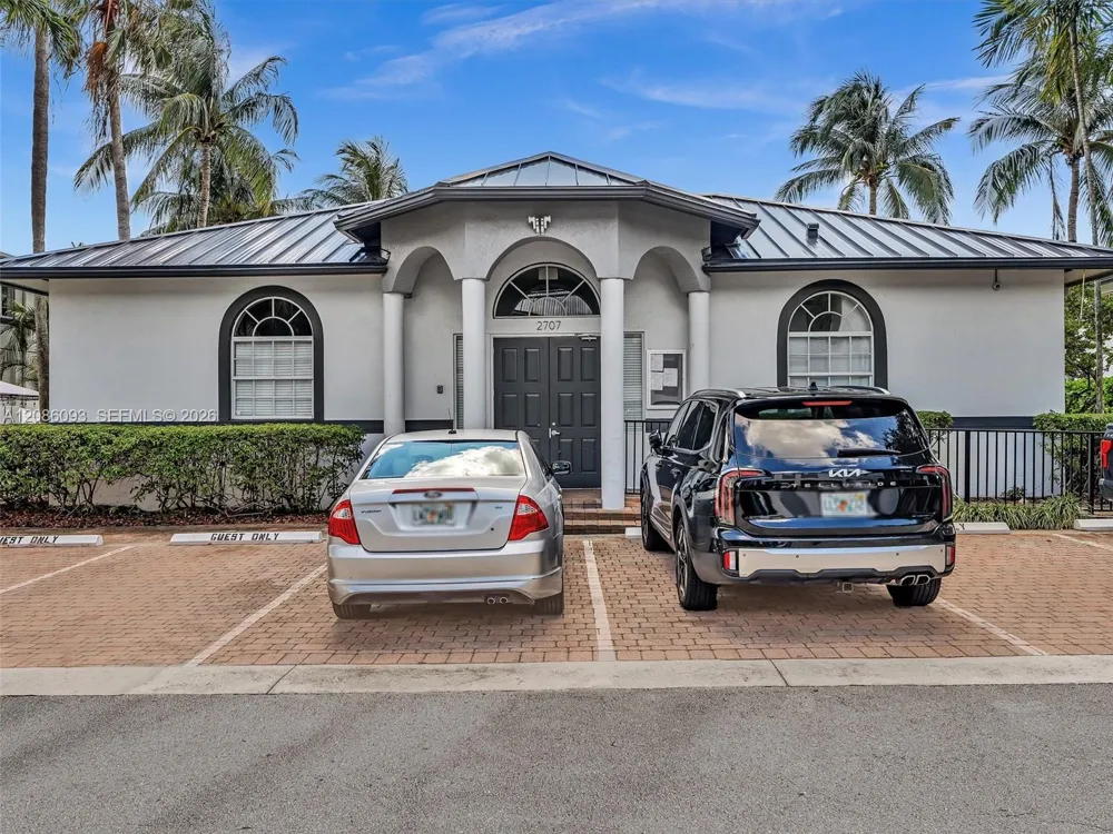 2727 Treasure Cove Cir #2727 Dania Beach, FL 33312