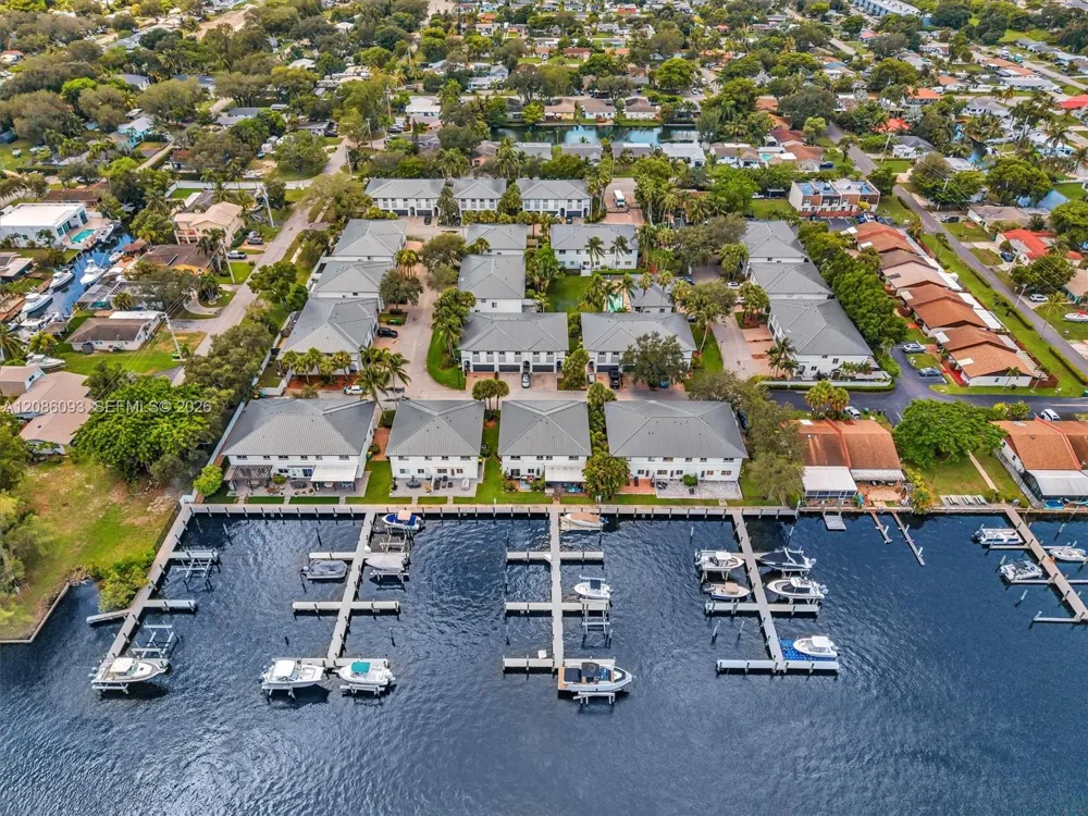 2727 Treasure Cove Cir #2727 Dania Beach, FL 33312