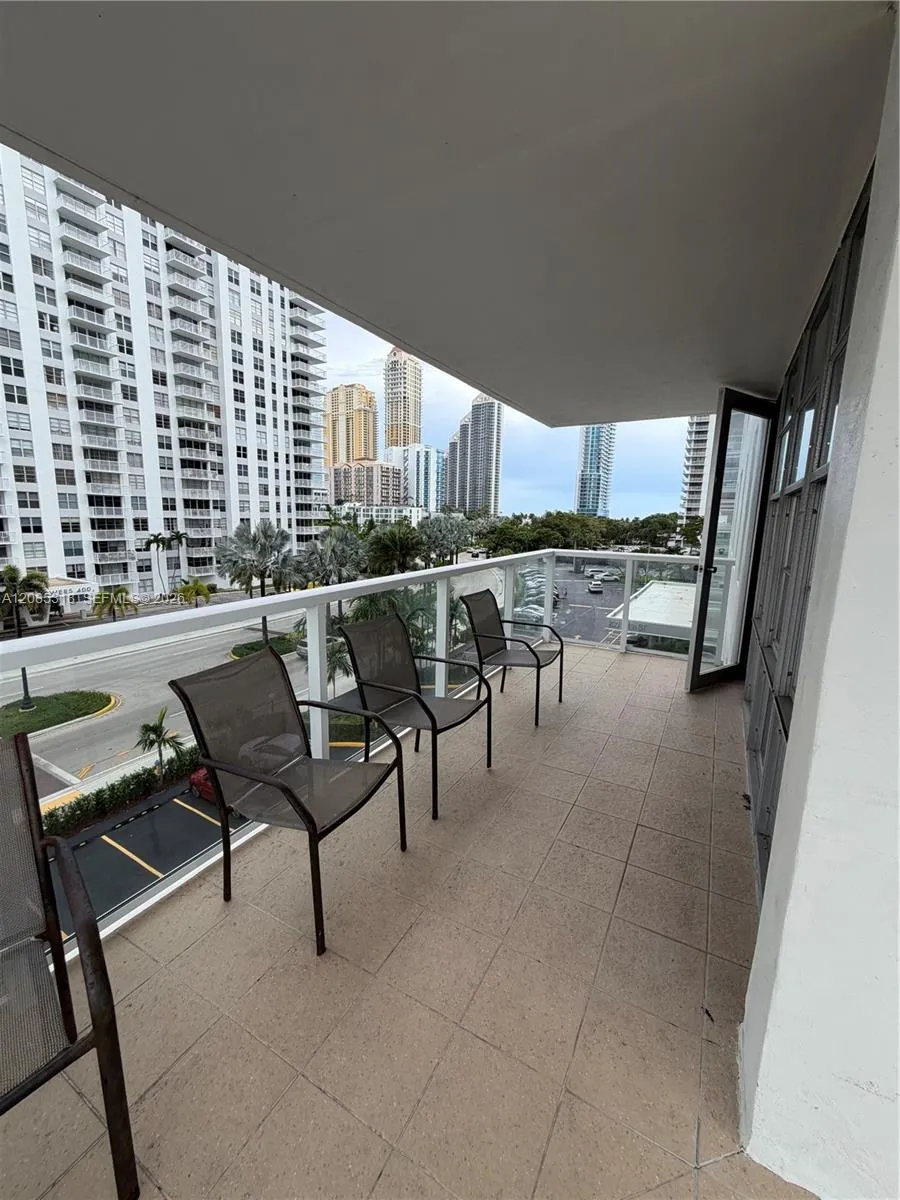 230 174th St #512 Sunny Isles Beach, FL 33160