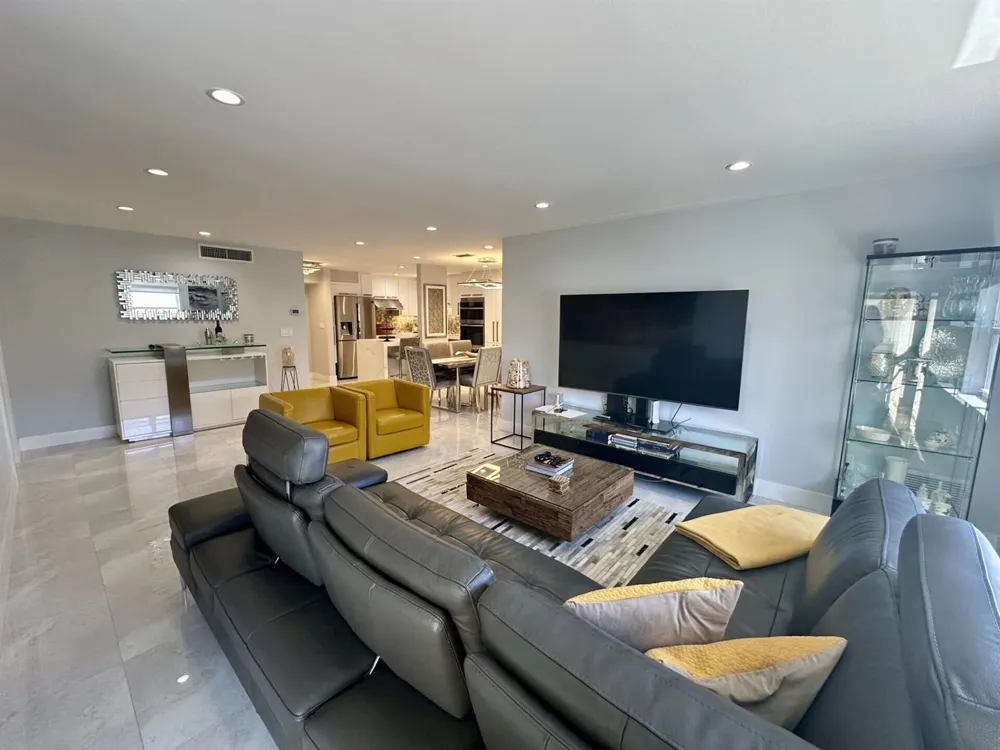 3520 S Ocean Boulevard #F501 South Palm Beach, FL 33480