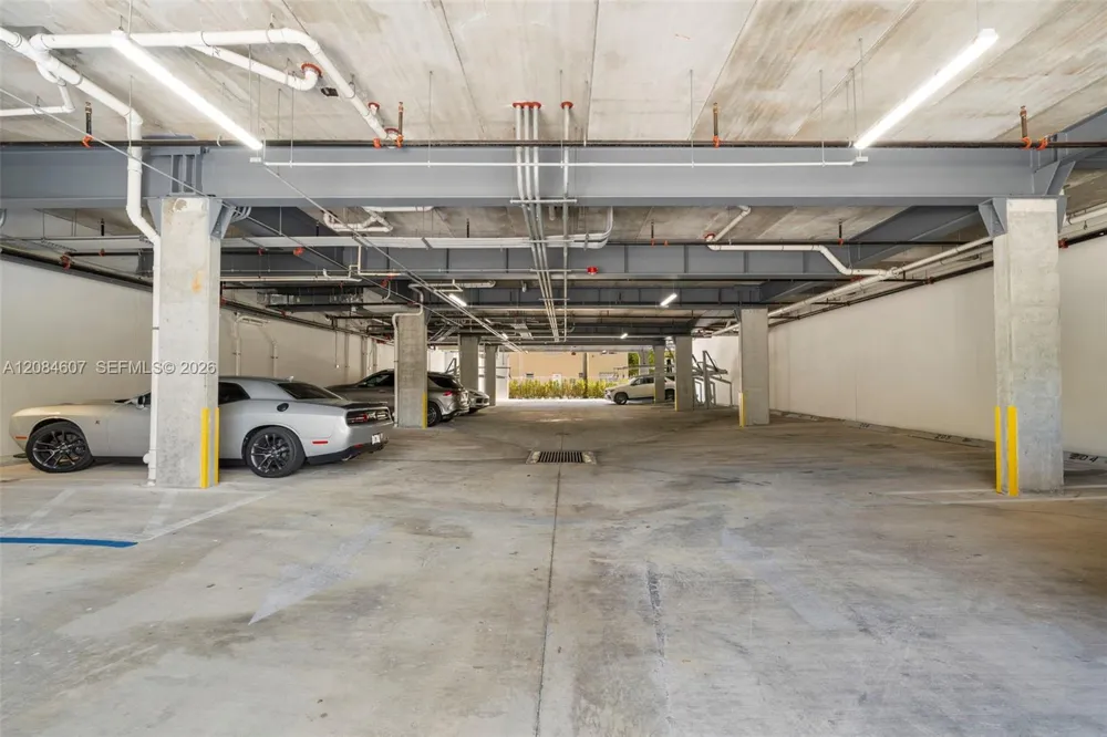1938 Jackson St #306 Hollywood, FL 33020
