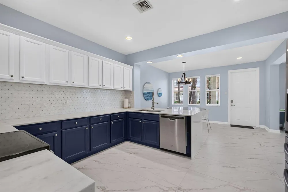 980 Marina Del Ray Lane #2 West Palm Beach, FL 33401