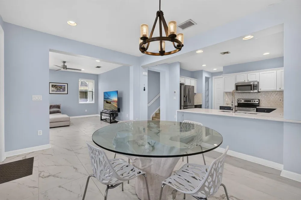 980 Marina Del Ray Lane #2 West Palm Beach, FL 33401