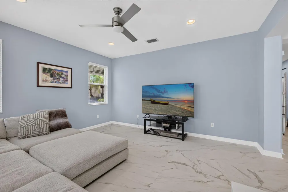 980 Marina Del Ray Lane #2 West Palm Beach, FL 33401