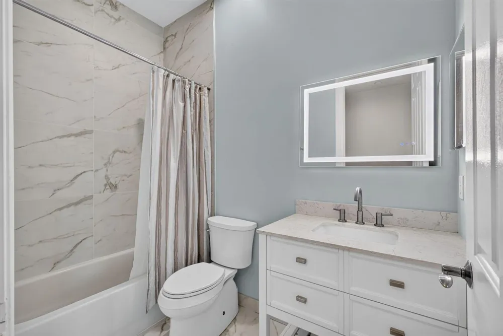 980 Marina Del Ray Lane #2 West Palm Beach, FL 33401