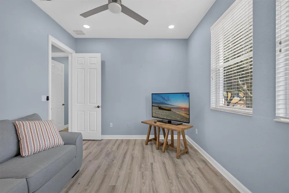 980 Marina Del Ray Lane #2 West Palm Beach, FL 33401