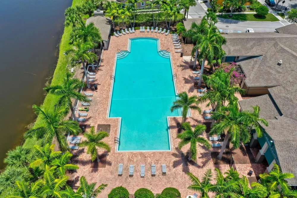 980 Marina Del Ray Lane #2 West Palm Beach, FL 33401
