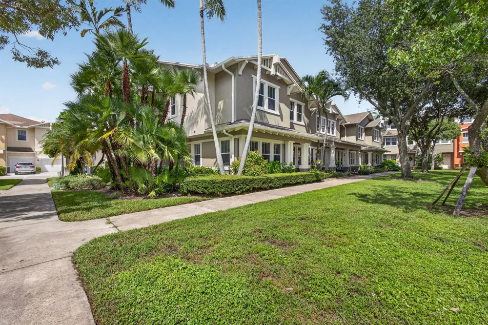 980 Marina Del Ray Lane #2 West Palm Beach, FL 33401