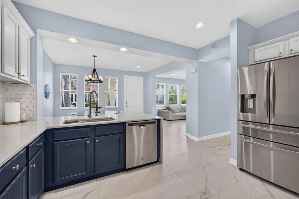 980 Marina Del Ray Lane #2 West Palm Beach, FL 33401
