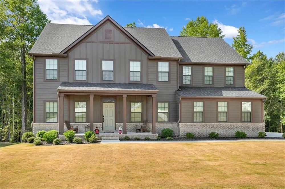 125 Longwood Drive Fayetteville, GA 30215